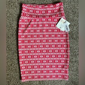 NWT LuLaRoe Cassie Red and White Women's Skirt - Size X-Small